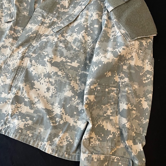 Military blouse jacket digital camouflage. - Picture 9 of 13